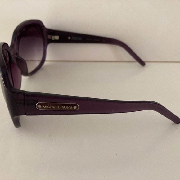 Michael Kors Women's Curacao Soft Purple Sunglasses M2708S 238/Case/NEW!!! - Picture 2 of 7